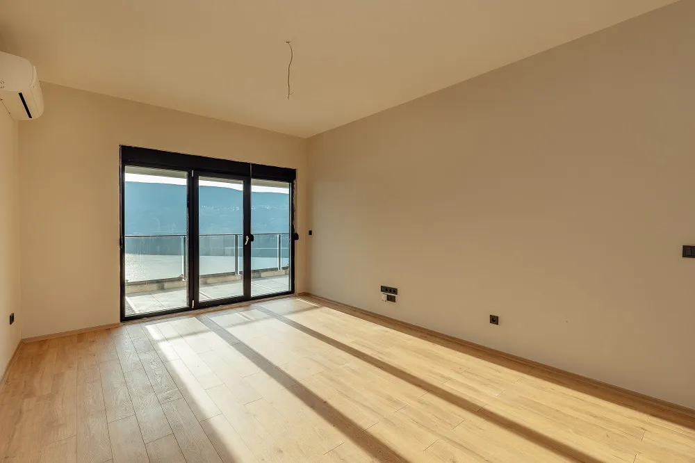 Apartments in complex with swimming pool in Herceg Novi